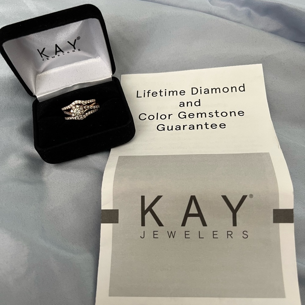 Women’s Wedding Ring Set